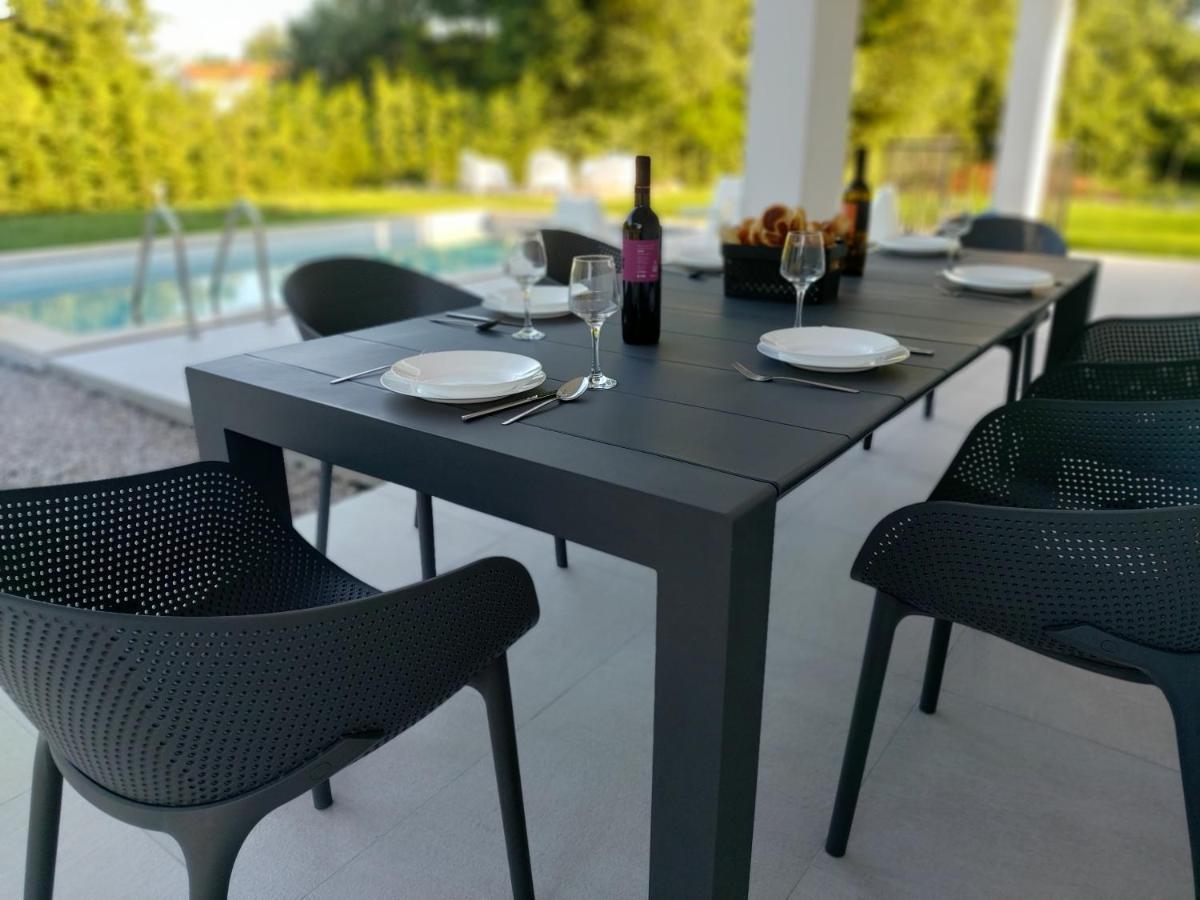 Villa Destiny Nedescina, Istrien, Kroatien Esterno foto