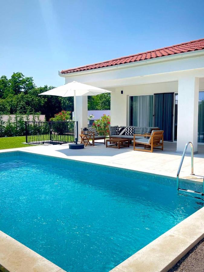 Villa Destiny Nedescina, Istrien, Kroatien Esterno foto